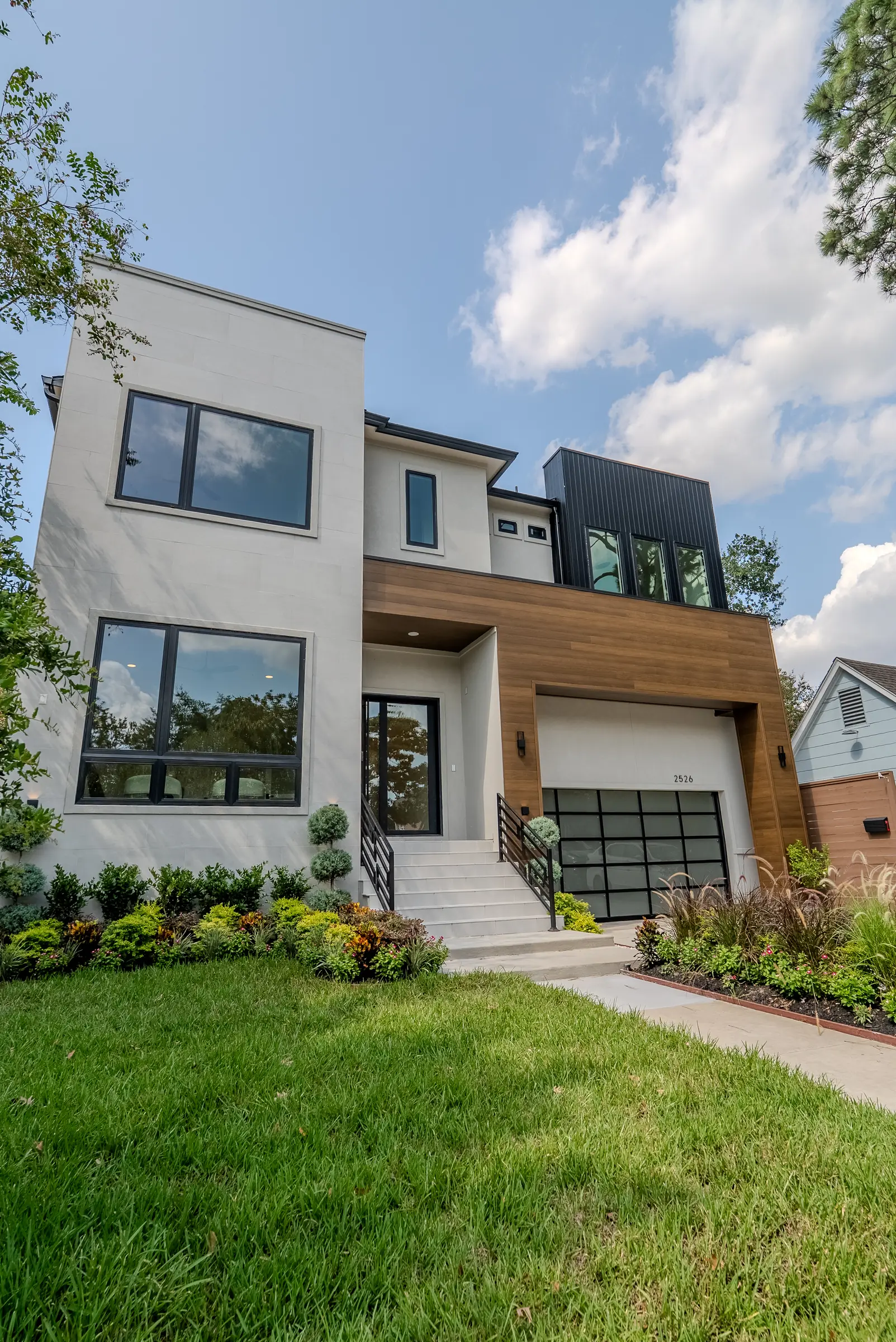 2526 Southgate Blvd